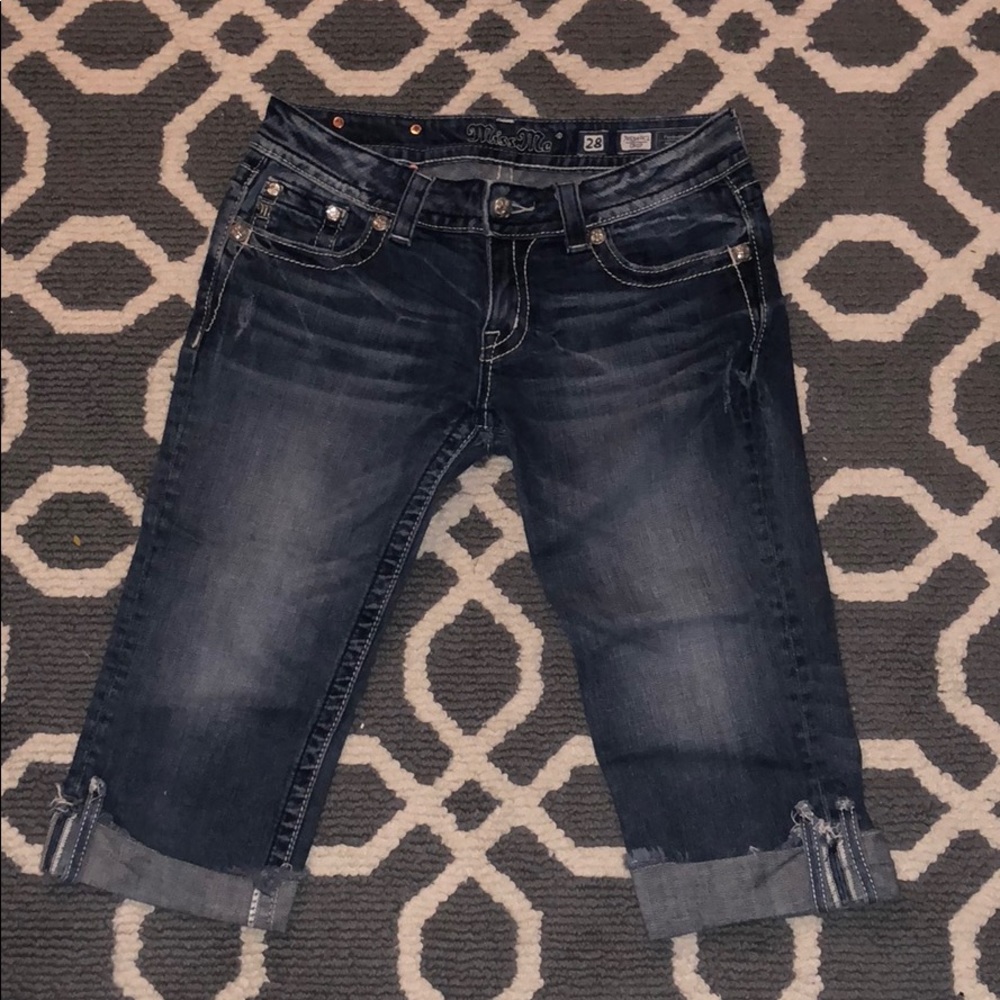 Miss Me cropped jeans